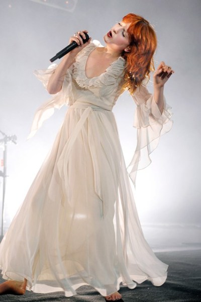Florence-Welch-Vogue-2Apr15-Getty_b_426x639